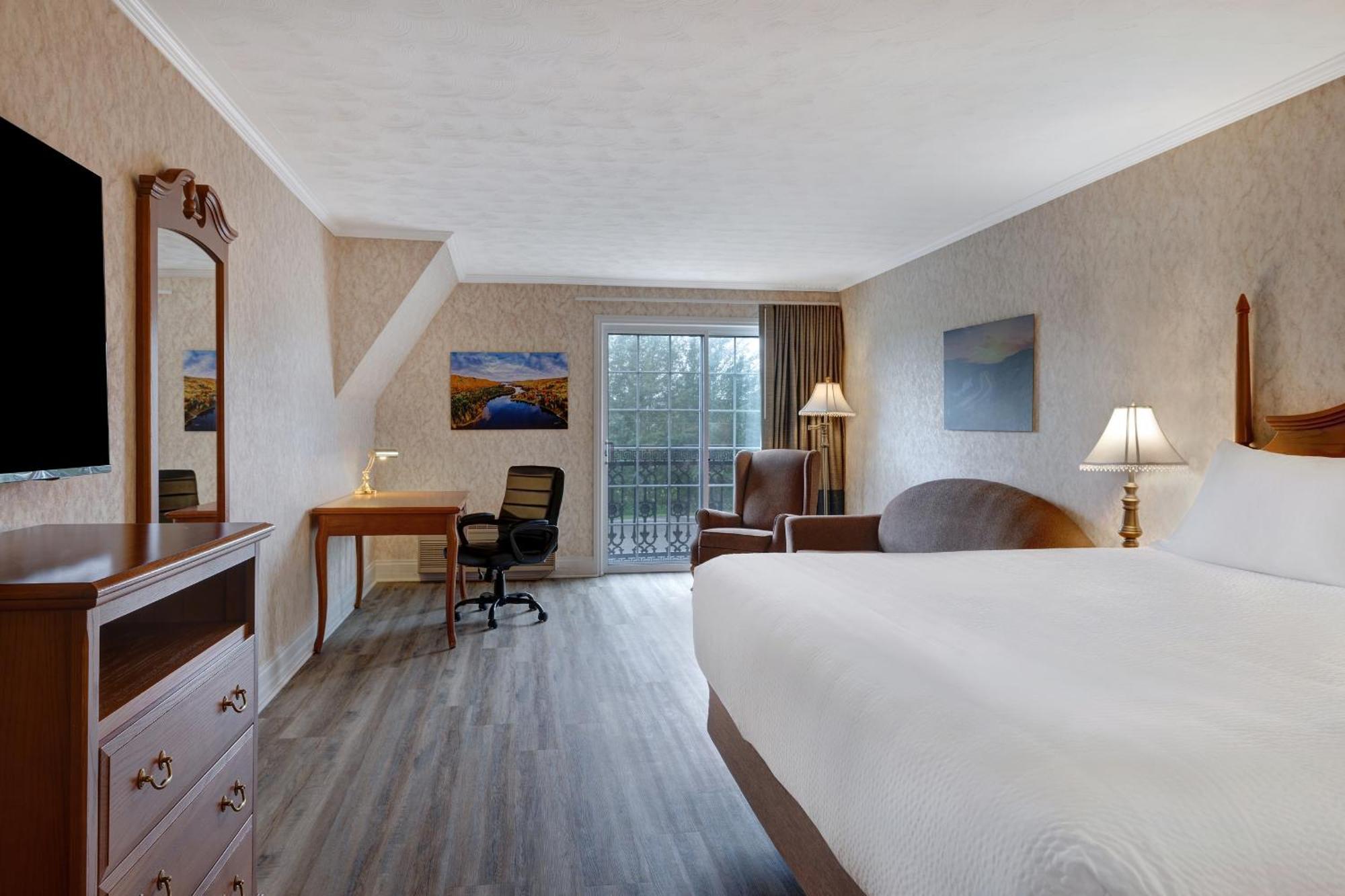 Days Inn By Wyndham Edmundston Esterno foto