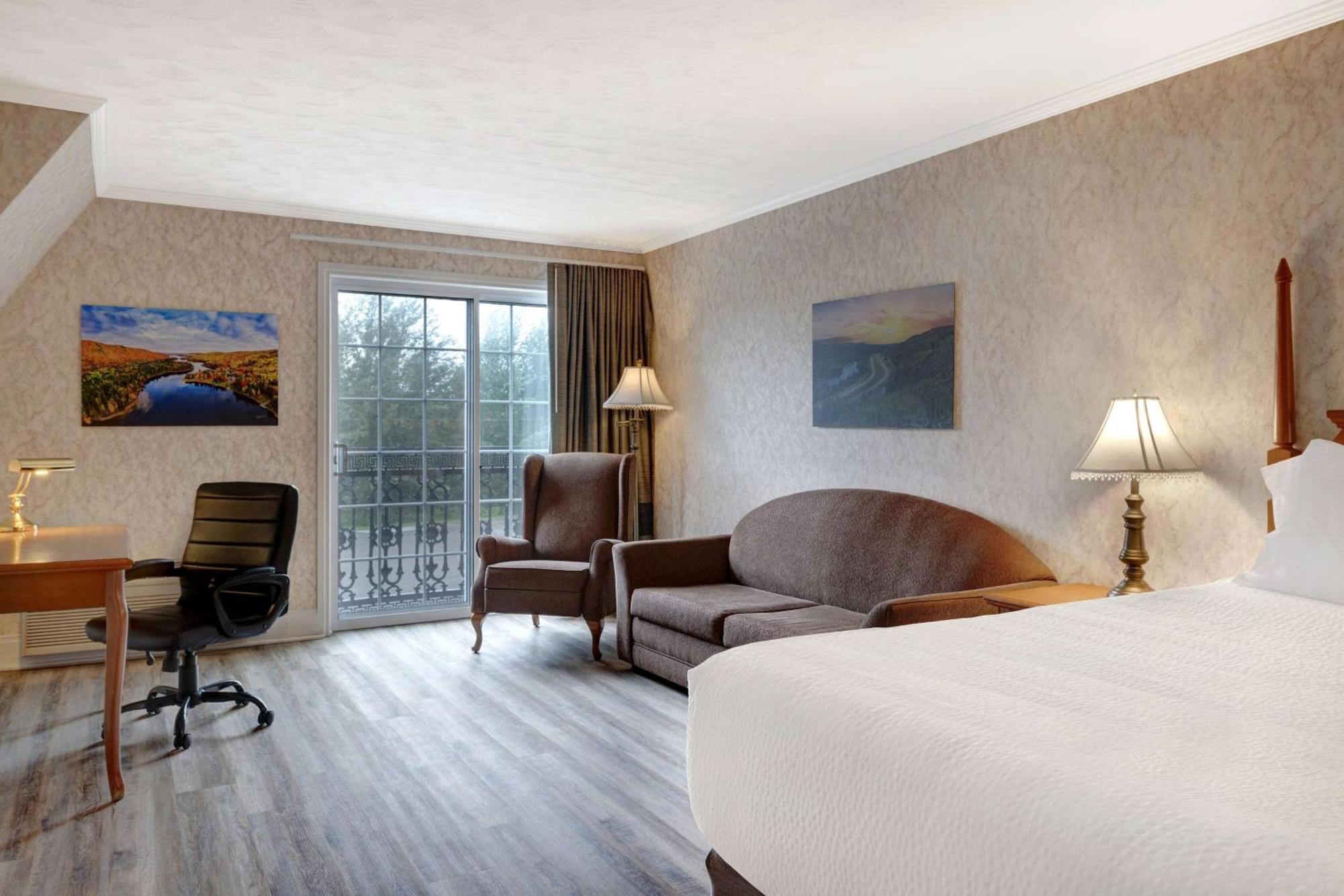 Days Inn By Wyndham Edmundston Esterno foto